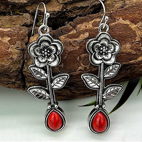 Vintage Handmade Flower Earrings Boho Dangle Dainty - Picture 2 of 5